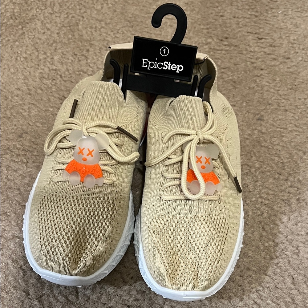 NWT EpicStep Slip On Sneakers